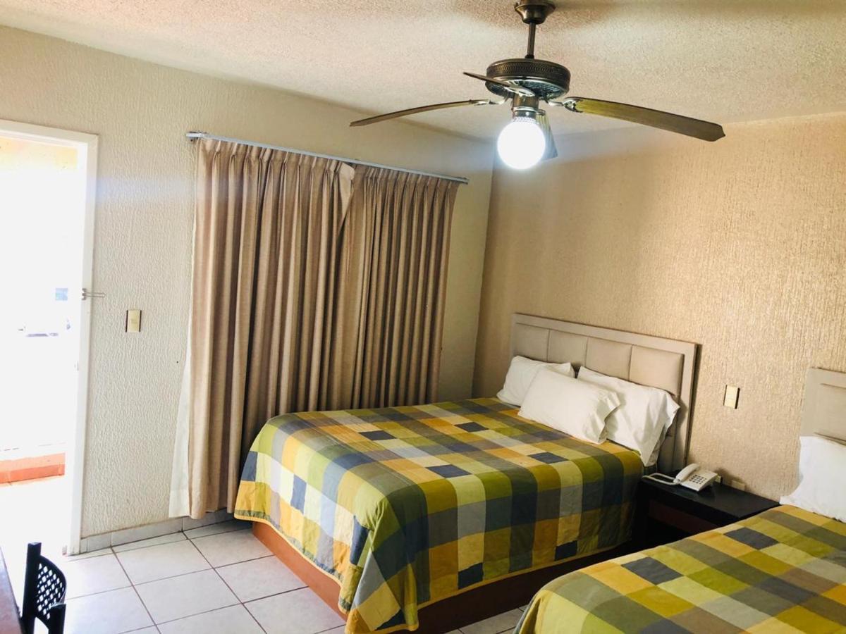 Hotel Los Vergeles Villa Hidalgo  Buitenkant foto