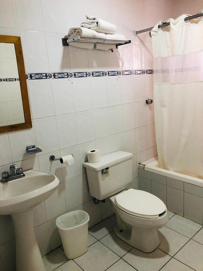 Hotel Los Vergeles Villa Hidalgo  Buitenkant foto